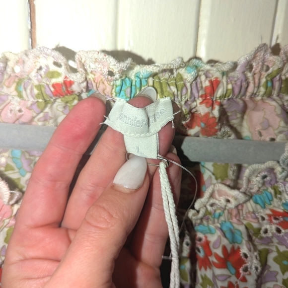 NWT Floral Print Peasant Eyelet Blouse Top by Jennifer Grace Size L - Picture 4 of 6